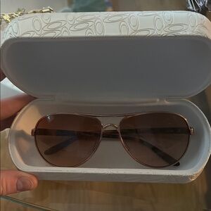 Oakley Brown Aviator Sunglasses with Gradient Lens